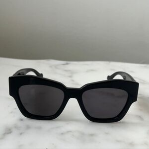 Gucci GG1422S Thick Rim Cat Eye Dark Square Sunglasses
